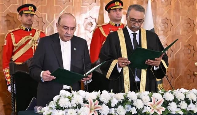 President Zardari and CJ Dogar