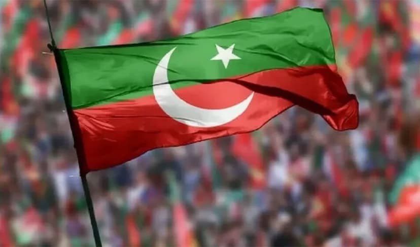 PTI threatens to launch civil disobedience movement if talks 'fail' (Courtesy: File)