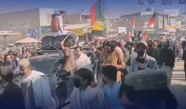 pti-protests