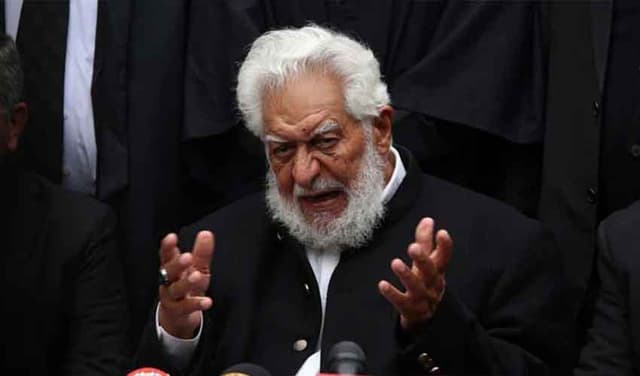 PTI's Qazi Anwar resigns over alleged ‘humiliation’ by party leadership (Courtesy: File)