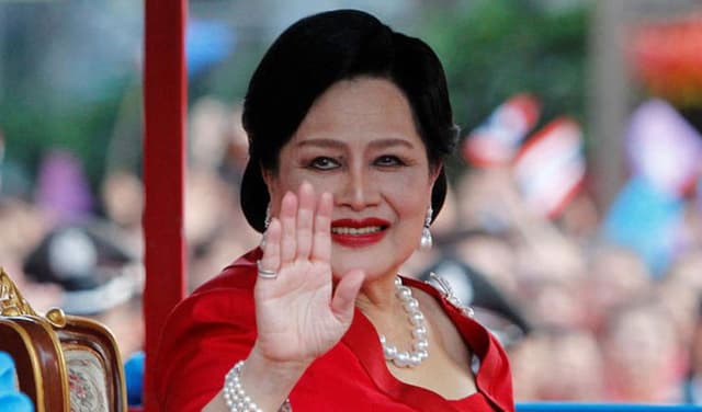 Queen-Mother-Sirikit