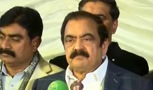 PTI’s street movement will fail and leave no room for talks: Sanaullah (Courtesy: screengrab)