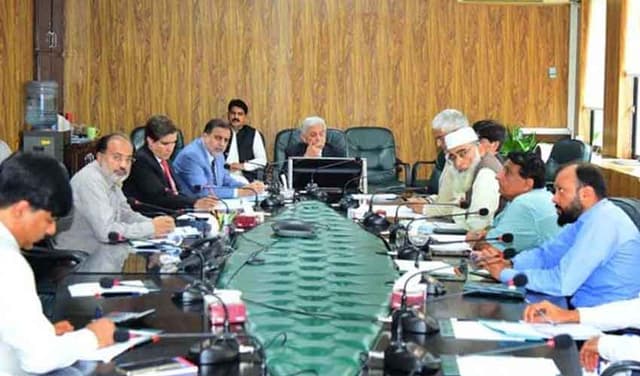 Centre decides against importing wheat from abroad (Courtesy: APP)