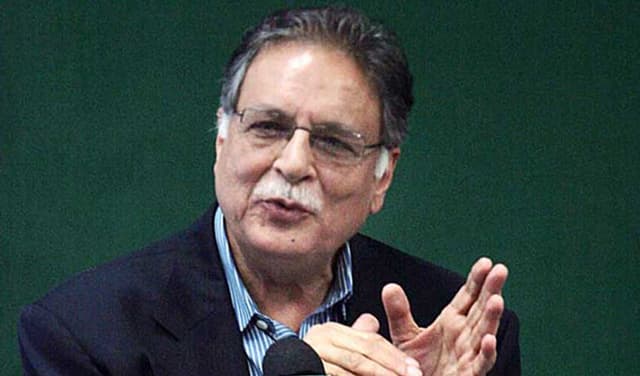 Political leadership to decide on 27th constitutional amendment: Pervaiz Rasheed (Courtesy: File)