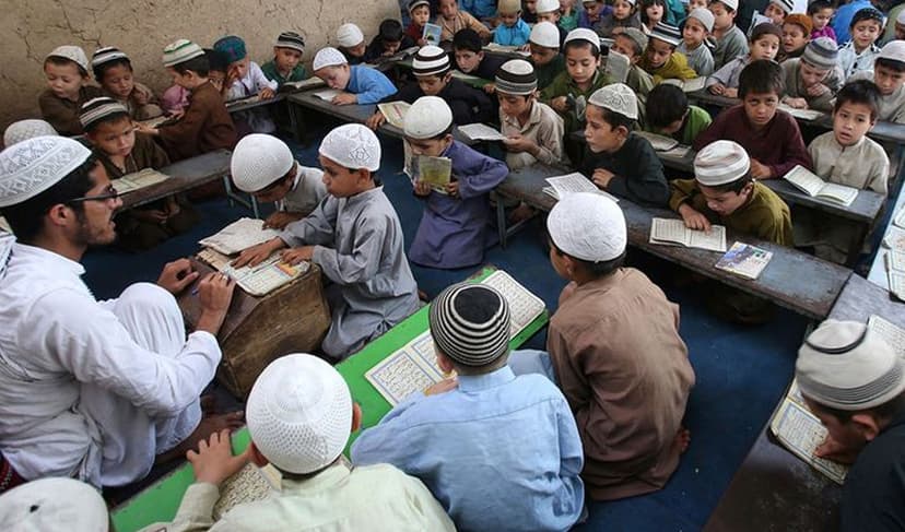 2,249,520 students enrolled in madrasas across country (Courtesy: File)