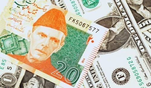US dollar reaches Rs330 in open market