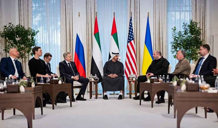 Russia, Ukraine sit for tense talks
