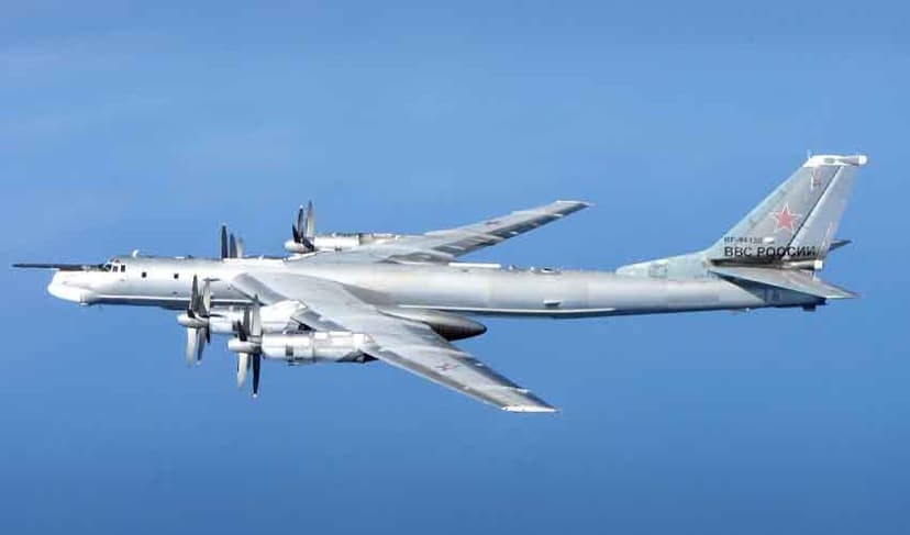 Russian bombers join Chinese air patrol