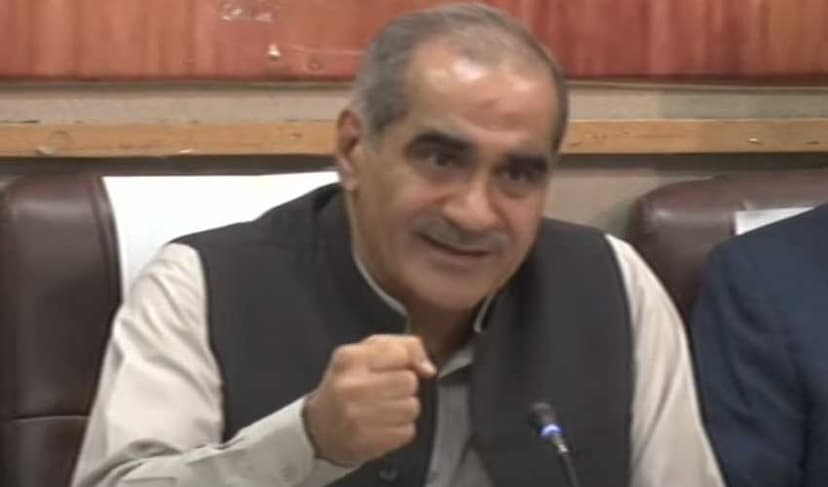 Saad Rafique condemns 'egg attack' on Aleema Khan (Courtesy: screengrab)
