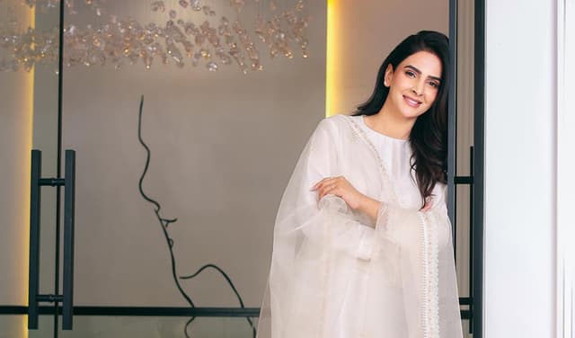 Saba Qamar shares glimpses of personal life (Courtesy: File)