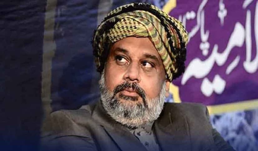 'Negotiations can only move forward if govt allow meeting with Imran Khan' (Courtesy: Online)