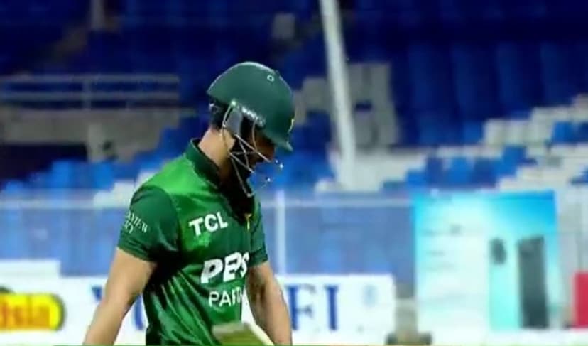 UAE's Rohid removes captain Salman Ali Agha as Pakistan in trouble (Courtesy: Online)