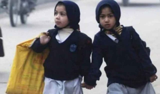 Extension announced to revised school timings in Sindh (Courtesy: Online)