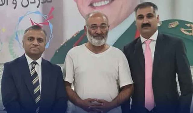 Ex-senator Mushtaq returns to Pakistan after release from Israeli custody (Courtesy: File)