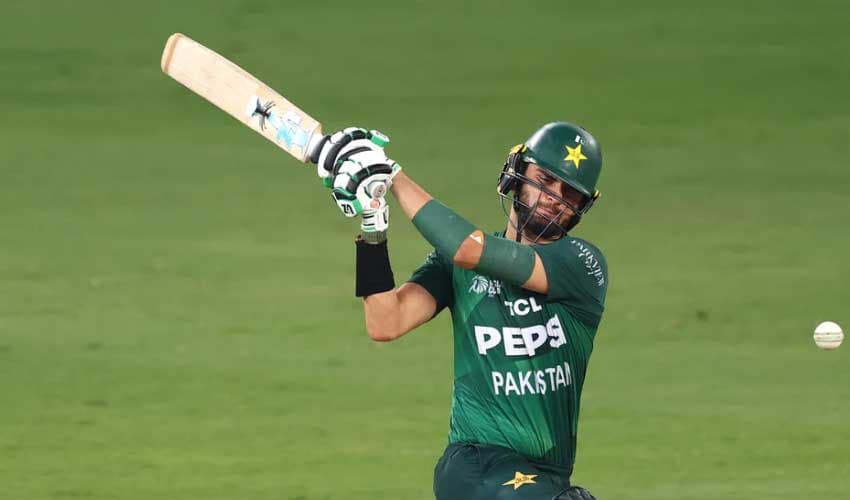 All-round Shaheen, bowlers power Pakistan to Asia Cup's next round (Courtesy: Online) All-round Shaheen, bowlers power Pakistan to Asia Cup's next round (Courtesy: Online)