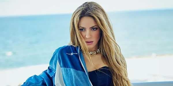 Shakira @shakira