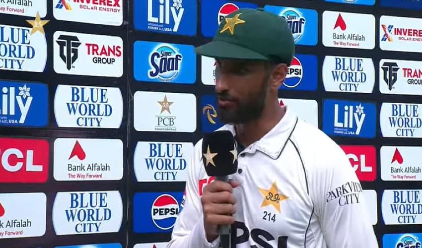 Shan Masood compiles first century in four years (Courtesy: Online)