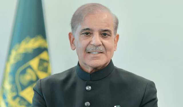 PM expresses satisfaction over Bloomberg report on Pakistan's economic stability (Courtesy: Online)