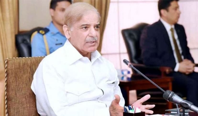 PM Shehbaz reaches Karachi on one-day visit – File
