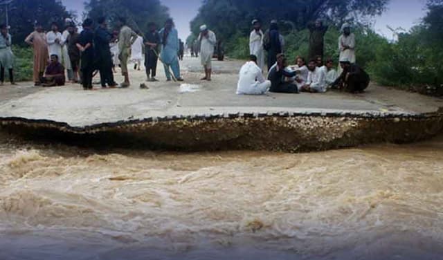 Govt revises initial flood damage estimate to Rs700bn (Courtesy: File)