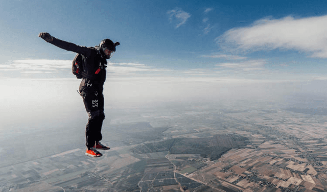Skydiver