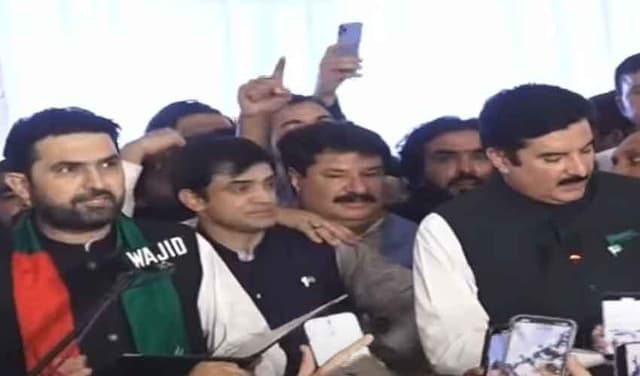 KP CM Sohail Afridi oath