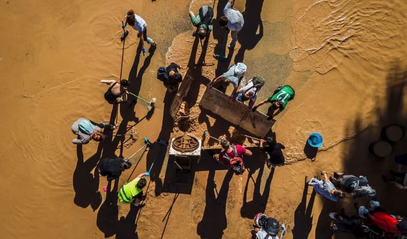 Spain floods rescue efforts