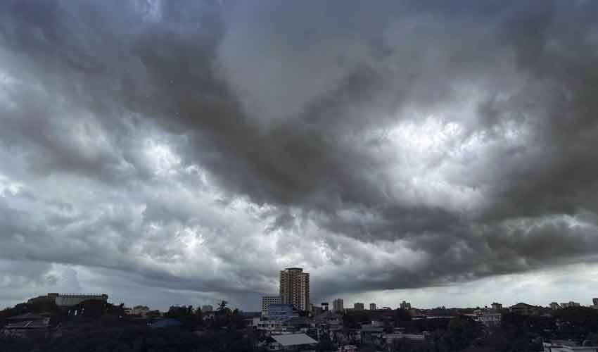 Two killed in cloudburst, storm separately (Courtesy: Online)