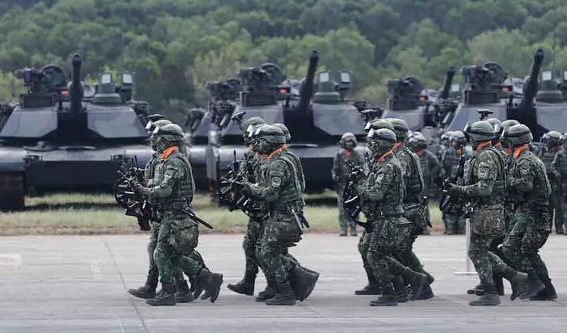 Taiwan plans extra $40bn in defence spending