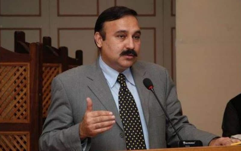 Petrol prices expected to fall further: Tariq Fazal (Courtesy: File)