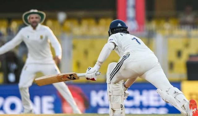 Lions no more, India's test team appear vulnerable on home soil (Courtesy: Online)