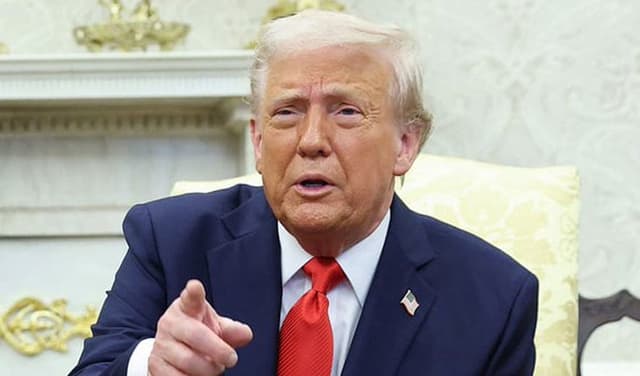 Trump signs deal to end longest US government shutdown in history (Courtesy: Online)