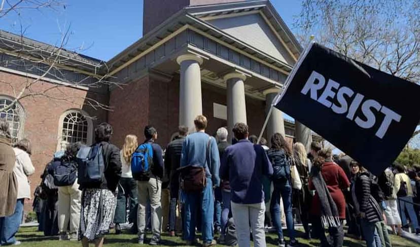 Harvard students ban