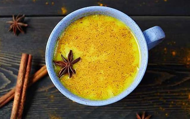 Turmeric milk offers significant benefits for gut health (Courtesy: File)