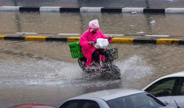 UAE braces for heavy rains