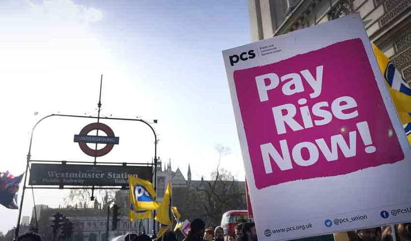 UK pay raise