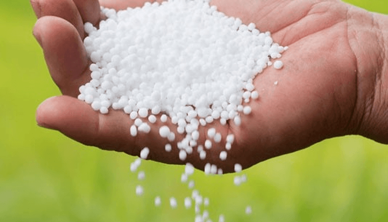 Urea fertilizer
