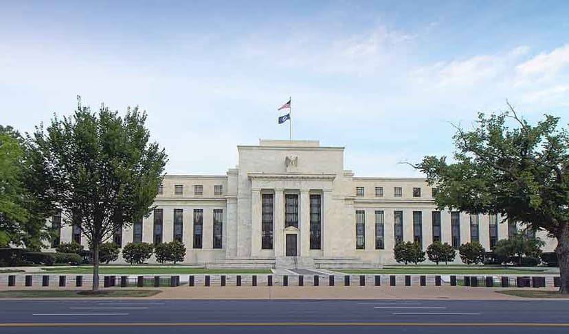 US Fed reserves building