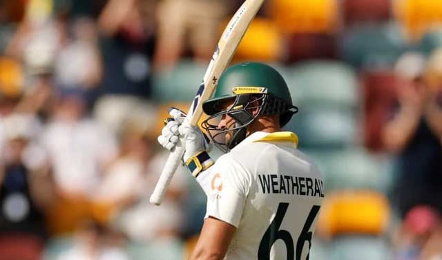 Australia take lead over fumbling England in second Ashes Test (Courtesy: File)