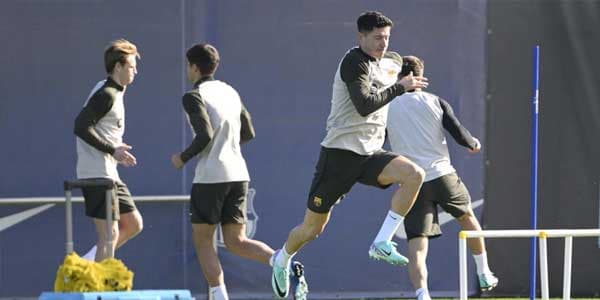 Xavi hails determination