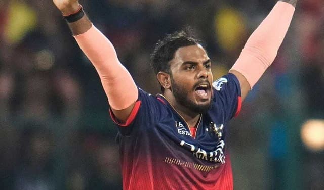 Indian pacer Yash booked over rape allegations (Courtesy: File)