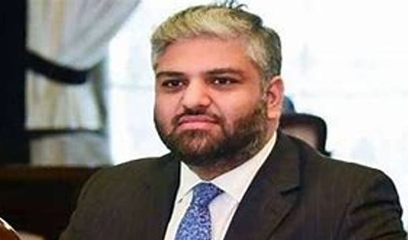 Zain Qureshi resigns as deputy parliamentary leader (Courtesy: Online)