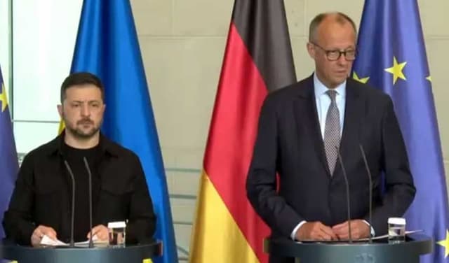 Zelenskiy says he warned Trump that Putin is 'bluffing' (Courtesy: Online)
