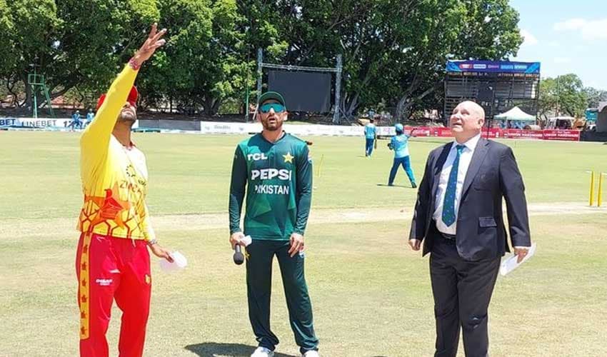 2nd T20I: Zimbabwe off to wobbly start against new-look Pakistan (Courtesy: Online)