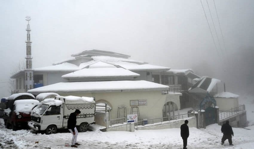 Snowfall in Pakistan Snowfall in Pakistan