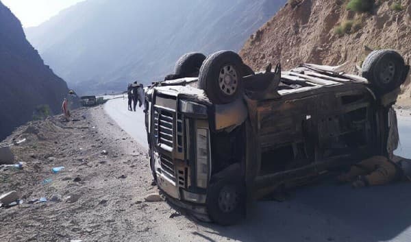 Fourteen tourists injured in road accident in Chilas Fourteen tourists injured in road accident in Chilas