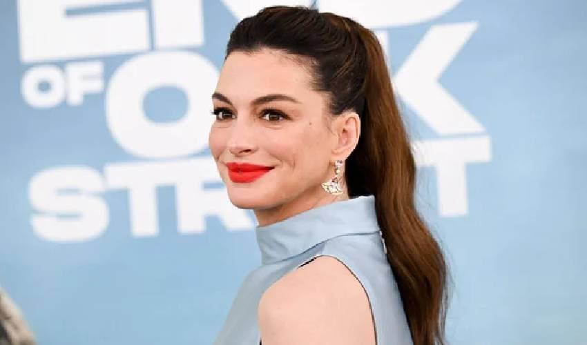 Anne Hathaway Anne Hathaway