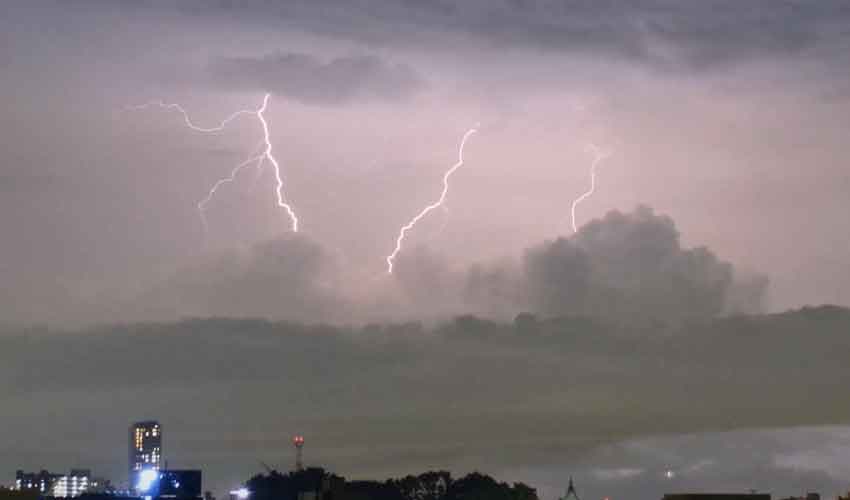 Bangladesh lightning strikes Bangladesh lightning strikes