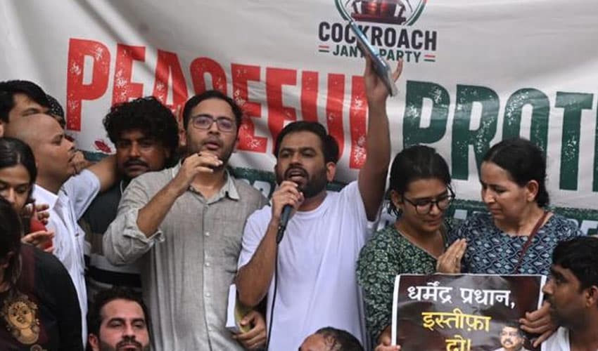 Cockroach-party-protest Cockroach-party-protest