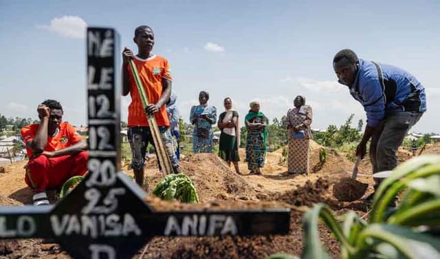 Ebola deaths in Congo surpass 2,000 Ebola deaths in Congo surpass 2,000